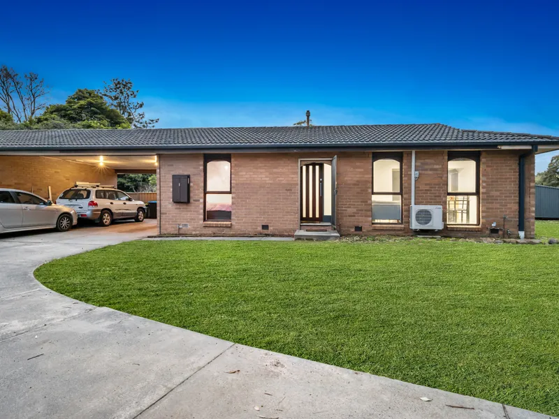 Immaculate & Low Maintenance villa in superb location