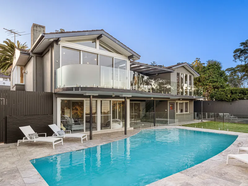 Magnificent Middle Harbour water views from the ultimate entertainer