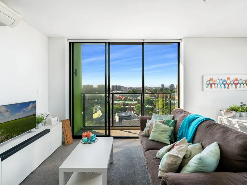 Contemporary apartment in the heart of Redfern