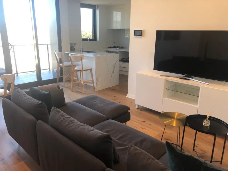 FURNISHED 1 BEDROOM APARTMENT WITH STUNNING VIEWS