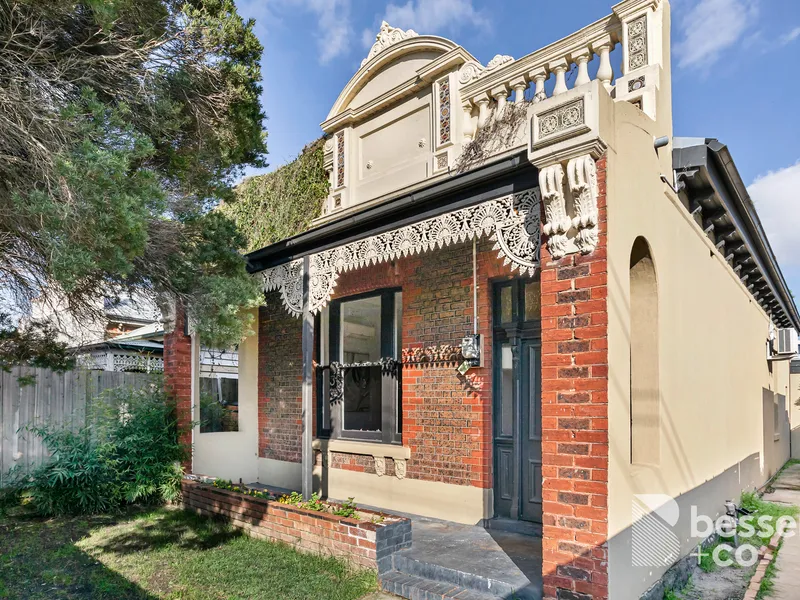 Glorious Victorian on the Edge of Caulfield Park