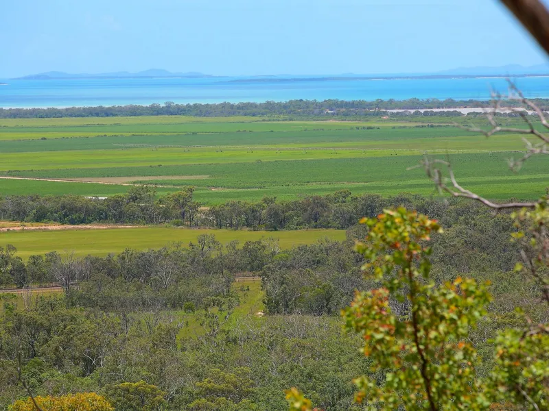 Coastal property with main road frontage and ocean and islands views
