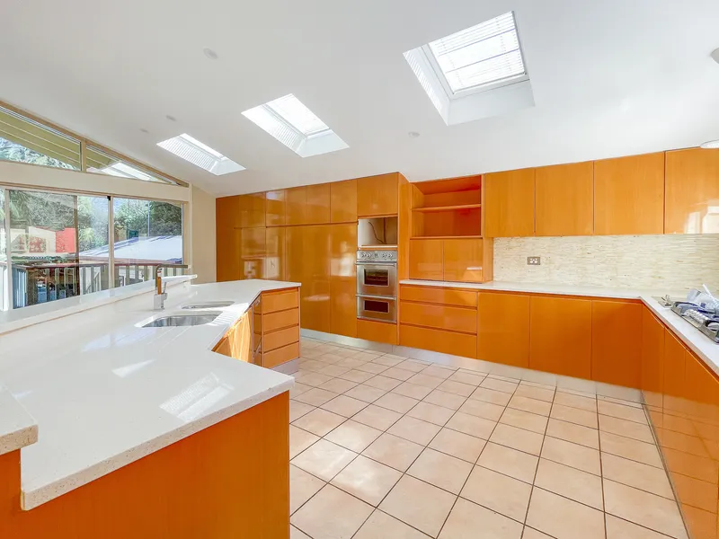 Spacious family home with pool