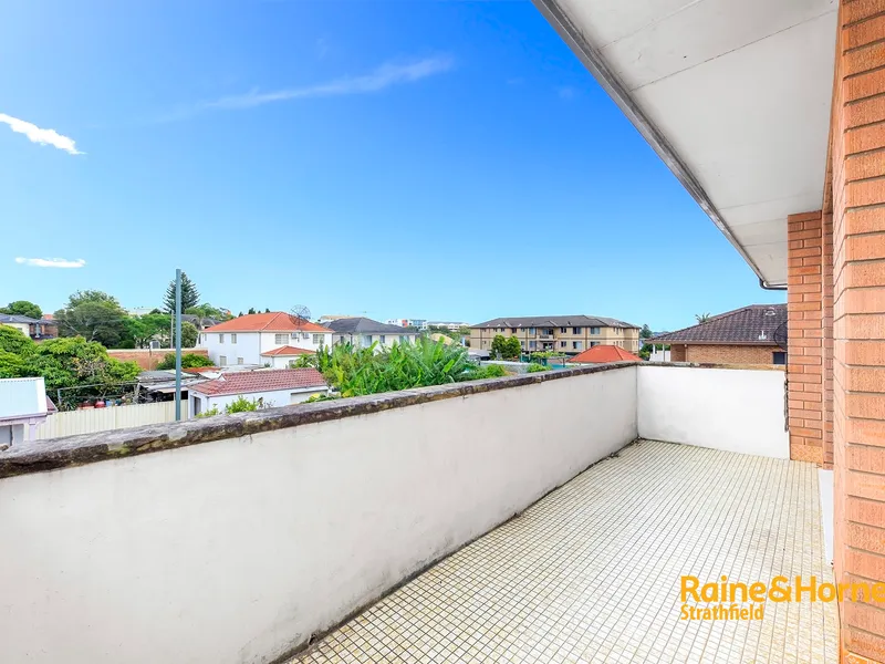 Two Bedroom Unit | Ideal & Convenient Location | 450m Walk to Campsie Station