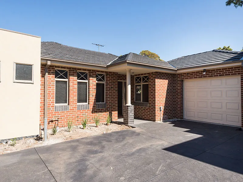 Magnificent Near New Single Level Townhouse