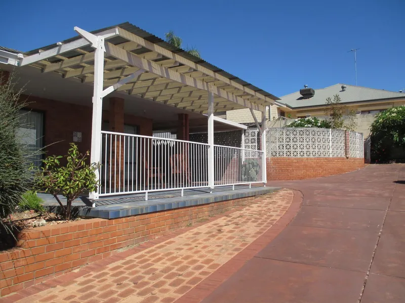 PERFECT CHARACTER HOME!