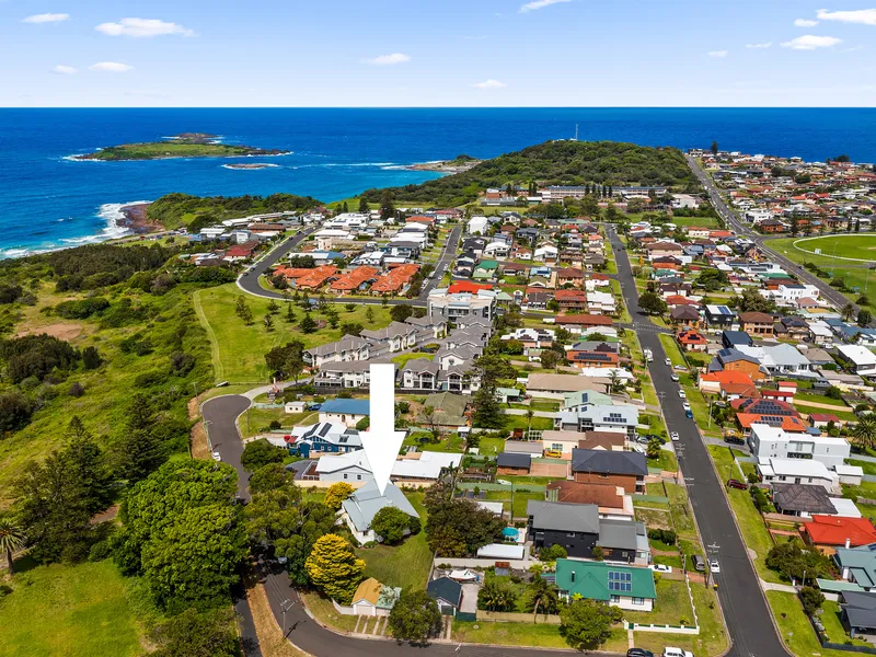 Classic beachside bungalow on 1226sqm corner block