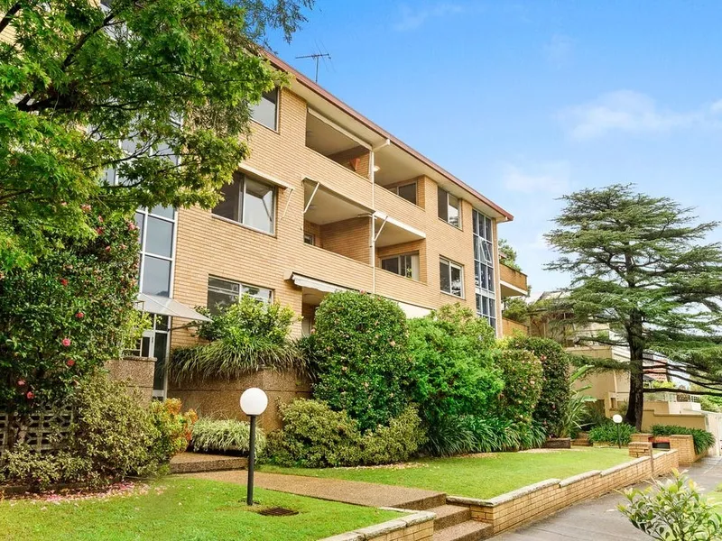 2 BEDROOM UNIT WITH WATER VIEWS