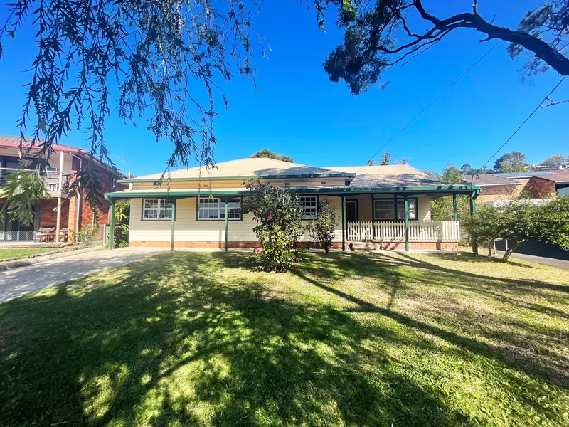 CHARACTER FILLED HOME IN HEART OF COFFS