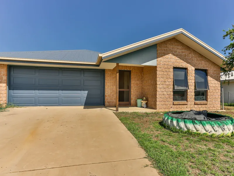 LARGE SOLID FAMILY HOME