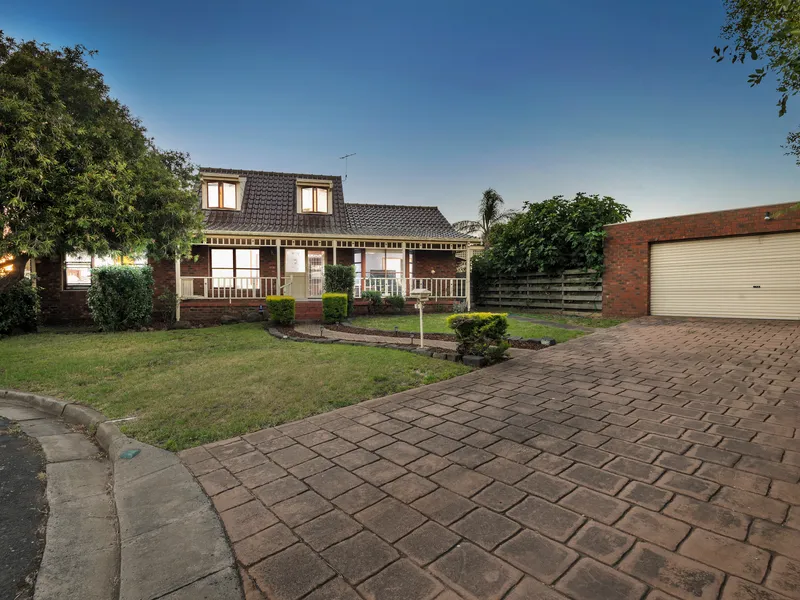 Investment, renovation or developement (STCA) on 817m2* - Grovedale 3216