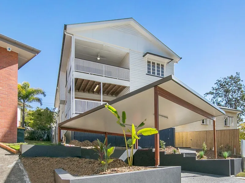 Large Renovated 3 Bedroom Home Situated High on the Hill