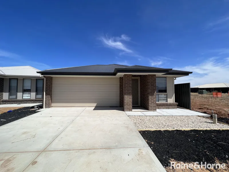 Brand new three bedroom home in Munno Para!