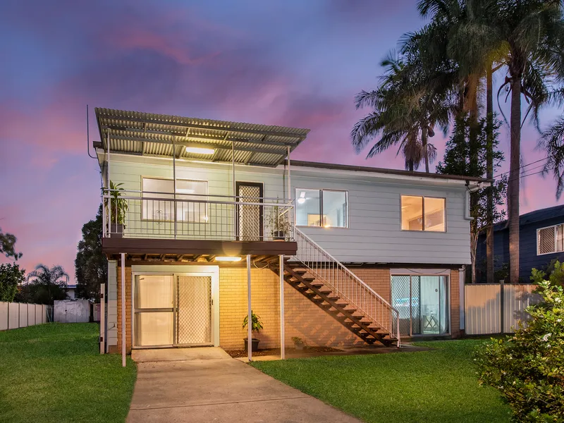 Spacious Family Home – Reside, Lease or Develop!