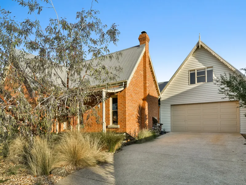 Unique rustic design in quiet court