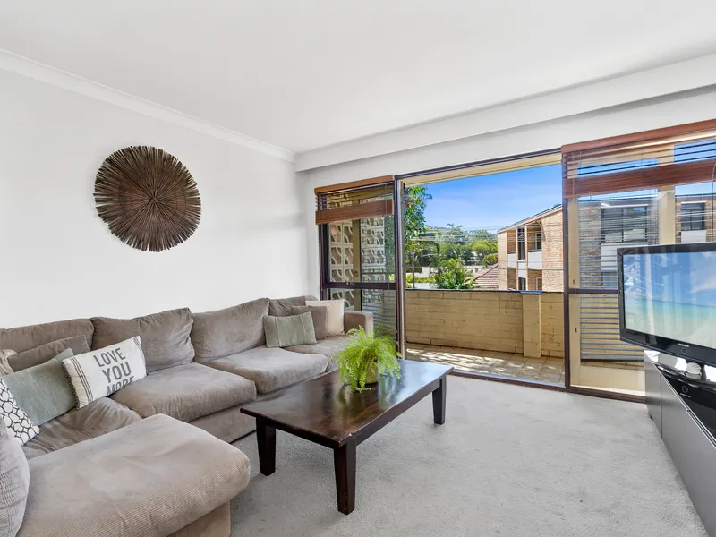 Original North Facing Retreat 200m To Newport Beach