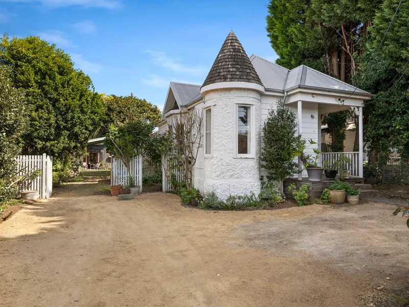 Victorian beauty with modern convenience