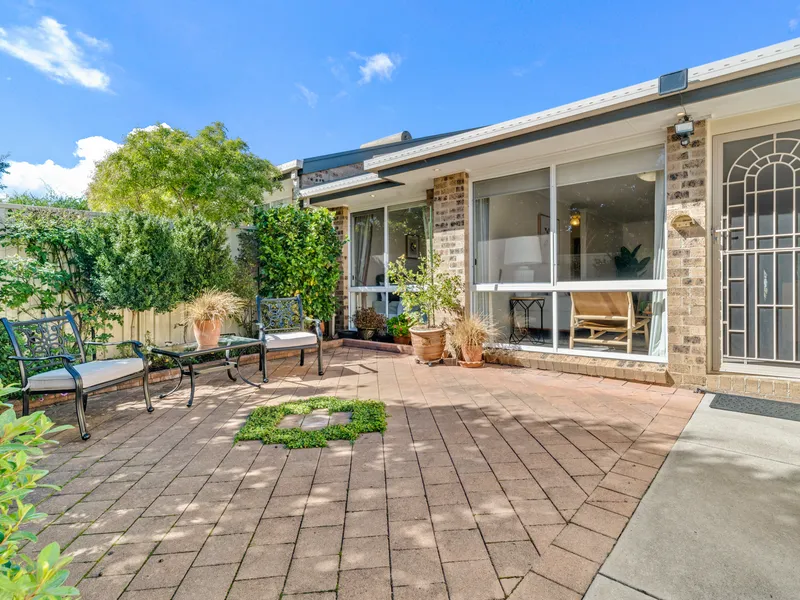 Beechwood bliss - immaculate north-facing single level townhouse