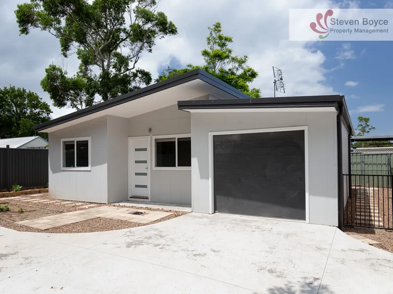 Near new modern home, 26A Neilson Street, Edgeworth