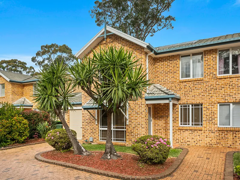 Large Three Bedroom Townhouse