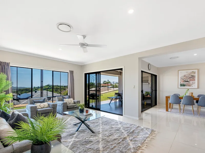 PRISTINE FAMILY RESIDENCE  - WITH ALL THE EXTRAS