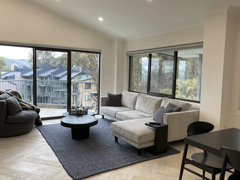 A Beautiful Contemporary 2 Bedroom Alpine Apartment