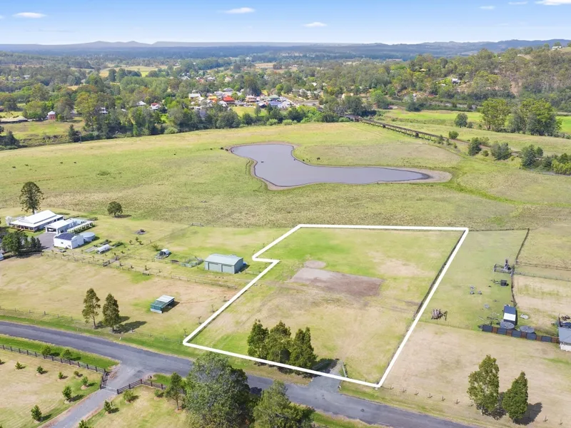 Expansive secluded land ready to build on