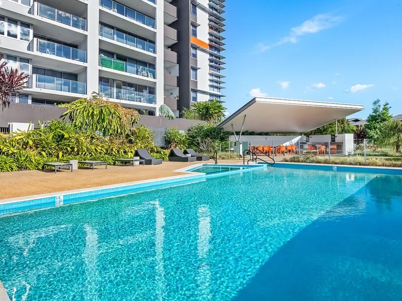 Beautiful One Bedroom Apartment In The Sought- After Robina!