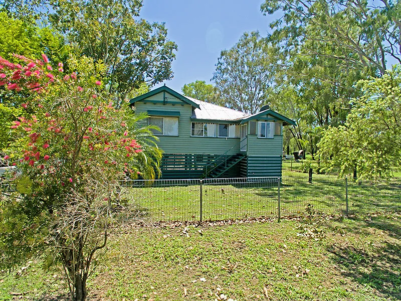 $299,000 MACHINERY /TRUCK SHEDS+ 4 x AIR-CONDITIONED DONGERS + GABLE HOME+ 2 SHIPPING CONTAINERS + 7578 m2 RURAL LAND.
