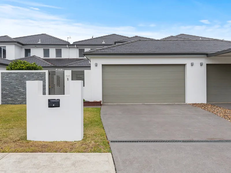 Space, Comfort and Quality plus your very own Marina Berth - Impeccable Family Living