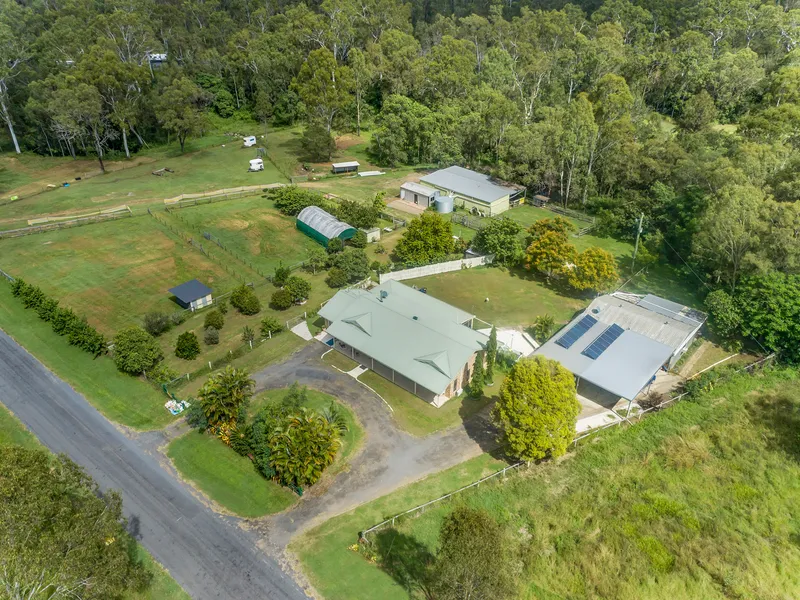 23 acres only 5 minutes from Gin Gin presenting an amazing opportunity.