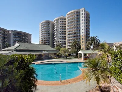 Renovated 2 Bedroom Unit