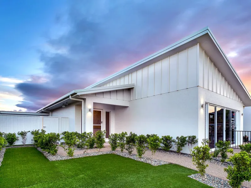 TURNKEY 195 SMITHFIELD VILLAGE ESTATE