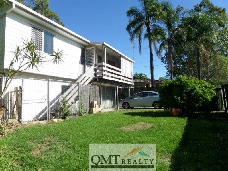 Downstairs is legal height! With awesome location!  Rented at $375 pw