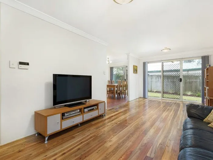 3-Bedroom House next to Epping West Public and West Epping Park