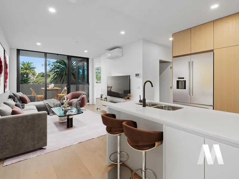 Sun-Kissed Serenity: Your Light-Filled Dream Home Awaits!