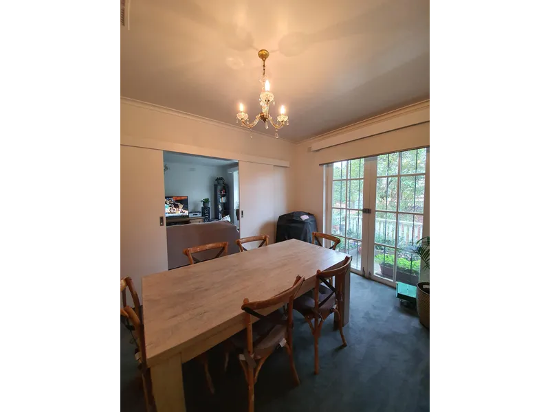 GRAND SIZED !! Retro Apt. Warm & Charmming Residence - Top floor