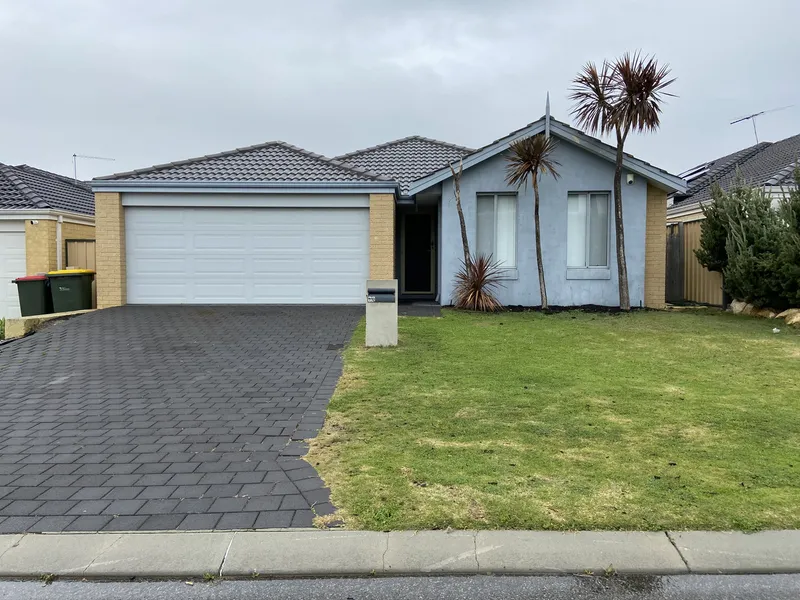 TIDY FAMILY HOME IN JINDOWIE