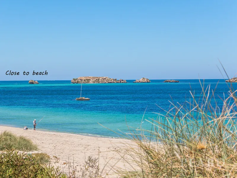 NEW TO MARKET – STROLL TO BEAUTIFUL SHOALWATER BAY – ENJOY THE DOLPHINS, SEALS & PELICANS