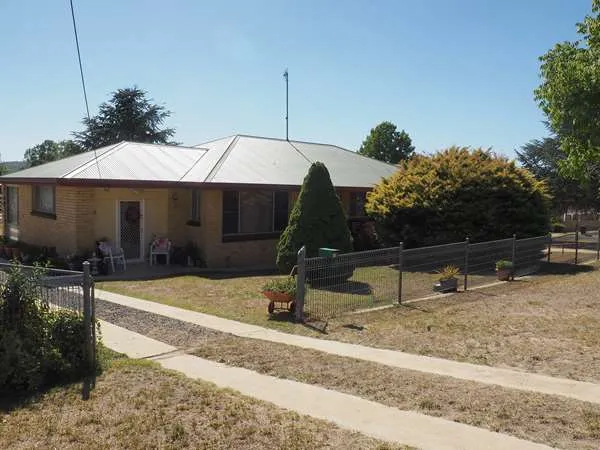 Conveniently located, brick veneer, four unit complex