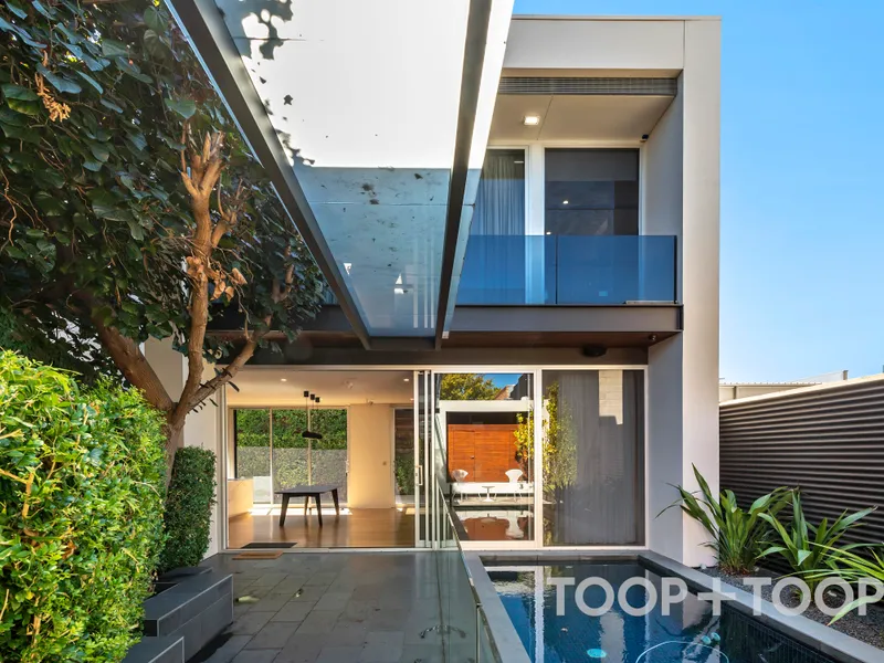 Private Oasis in Heart of Norwood