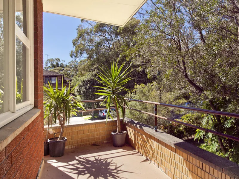 Two Bedroom Apartment in Sought-after Location