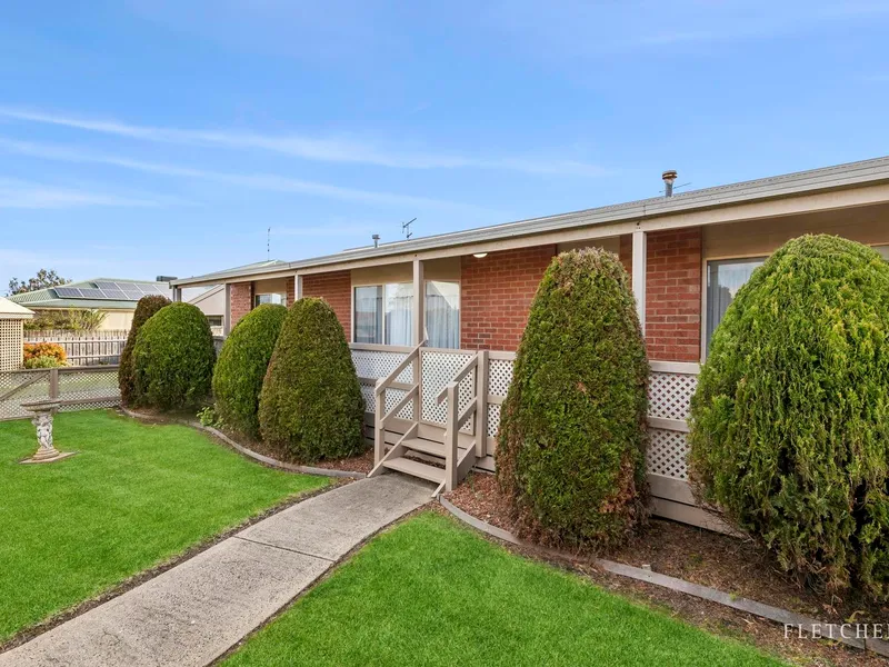 Relaxed Coastal Lifestyle A Stone’s Throw from The Ocean