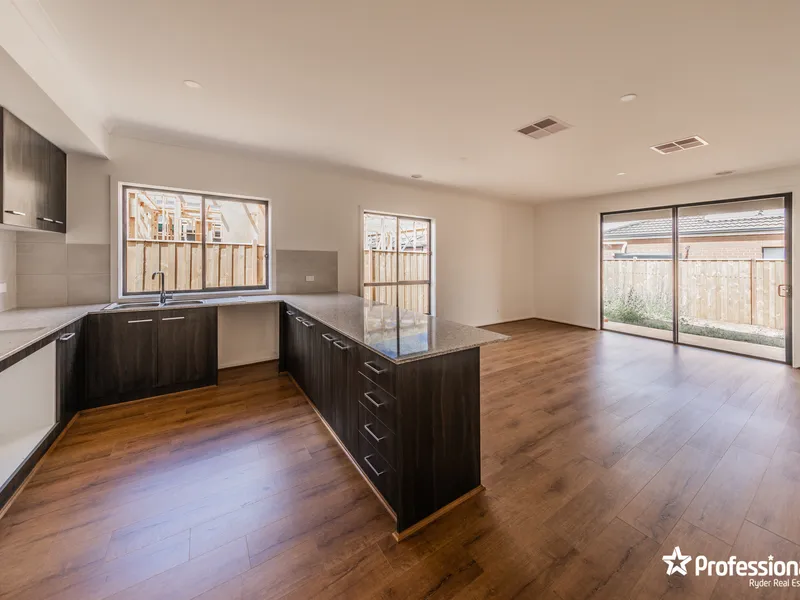 Newly Built 4 Bedroom Home with 2 living areas!