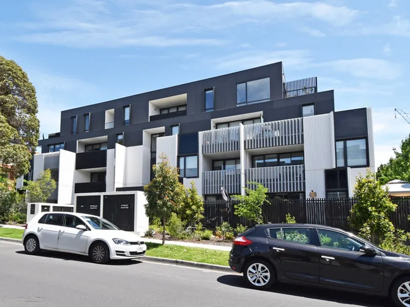 STYLISH APARTMENT
