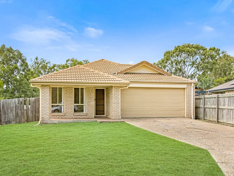 Peacefully and Private Family Home