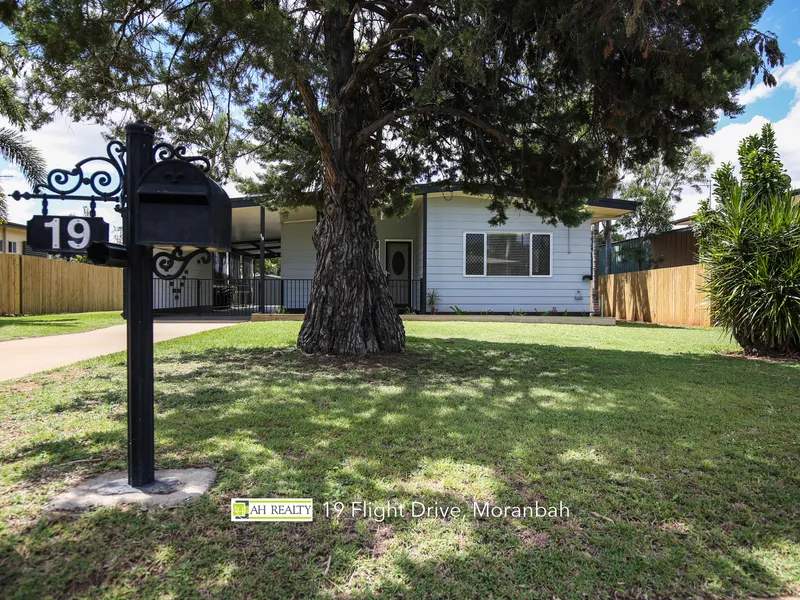 BEAUTIFULLY PRESENTED NEWLY RENOVATED 3 BEDROOM HOME, CLOSE TO SCHOOL WITH PATIO AREA AND SOLAR PANELS!