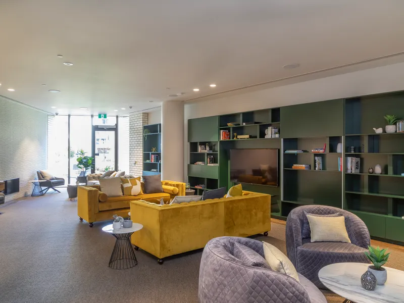 Sensational living in Caulfield North