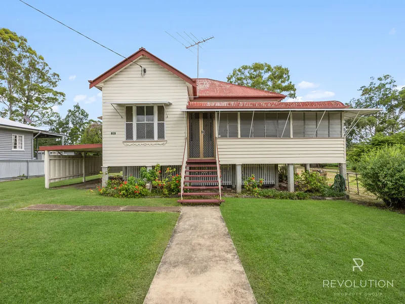 🌟 Welcome to 20 Tongue St East, Ipswich QLD - Where Heritage Meets Opportunity!
