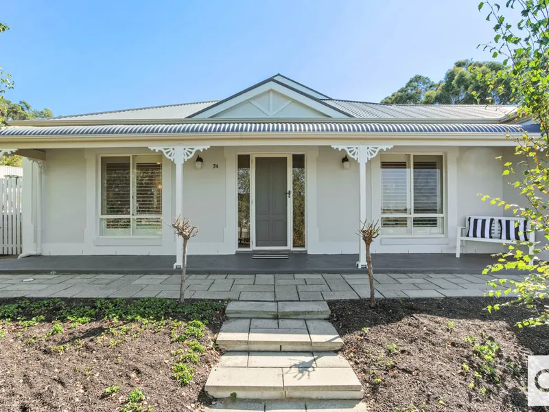 Elevated golf course location with 4 bedroom home